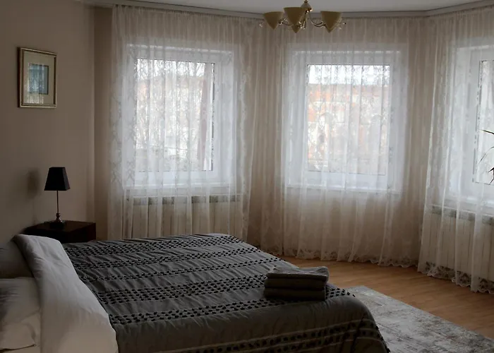 опал Hotel *