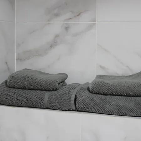 опал Hotel *